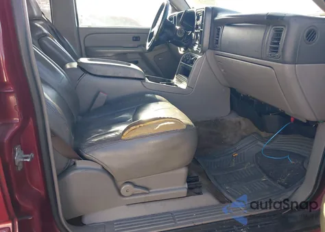 2005 GMC Yukon Slt z USA, uszkodzony, nr VIN 1GKEC13T45R135420